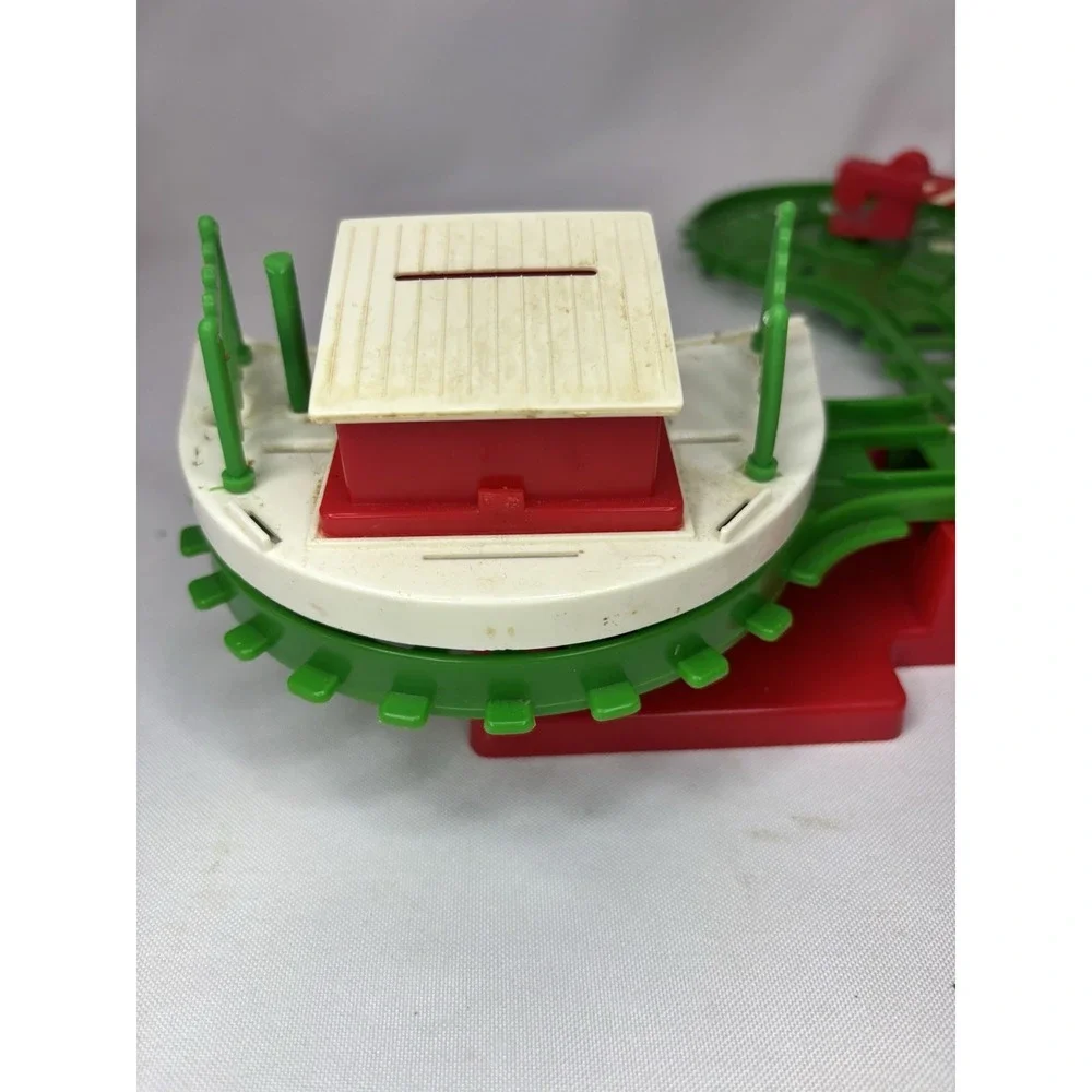 1994 D.Y. Toy Holiday Express Train The Holiday Season Collection Vintage